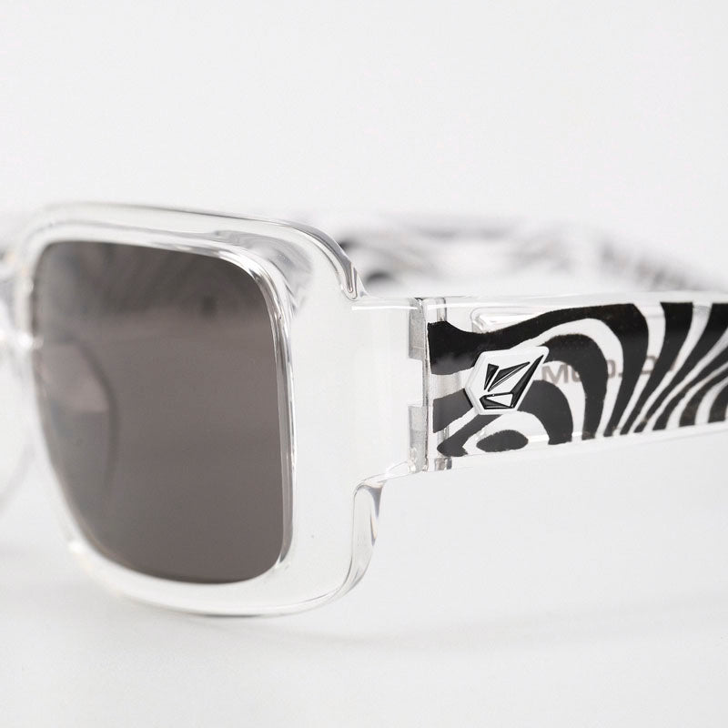 Volcom - True Sunglasses | Asphalt Beach/Grey