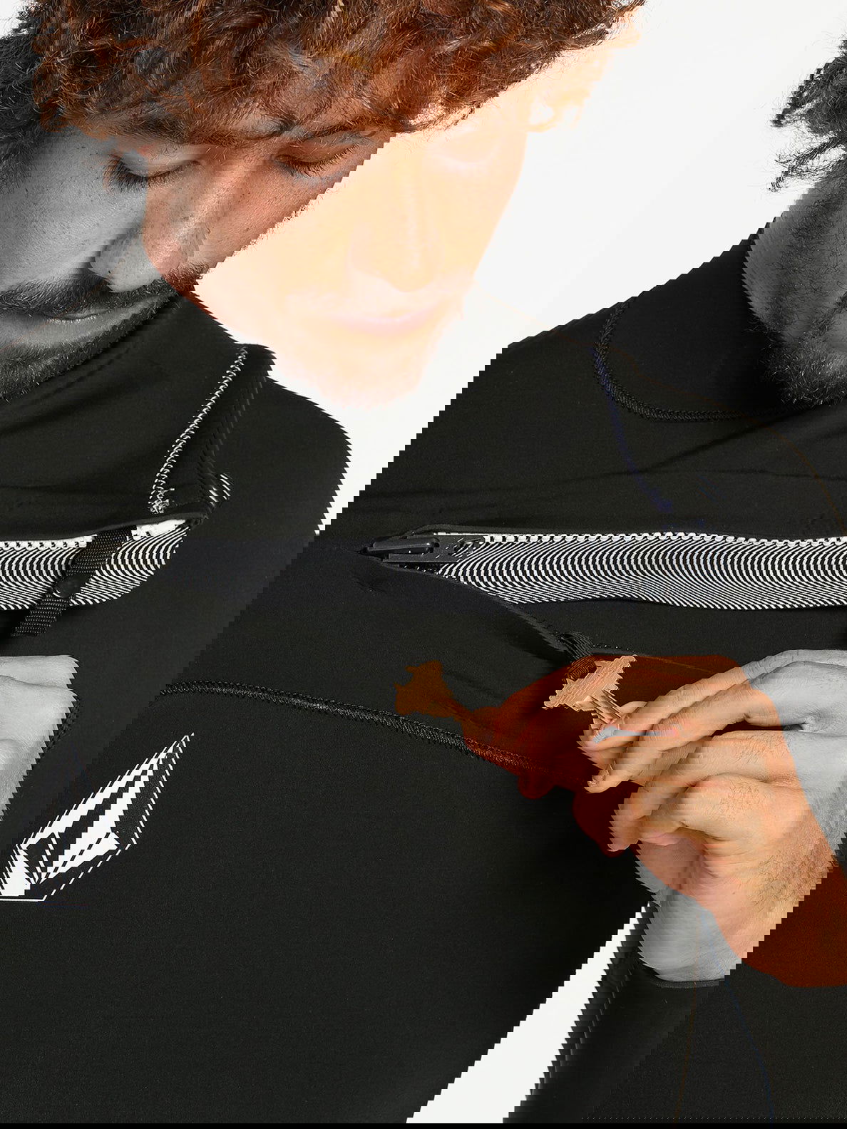 Volcom - Modulator 3/2mm Chest Zip Wetsuit | Black - - Married to the Sea Surf Shop -