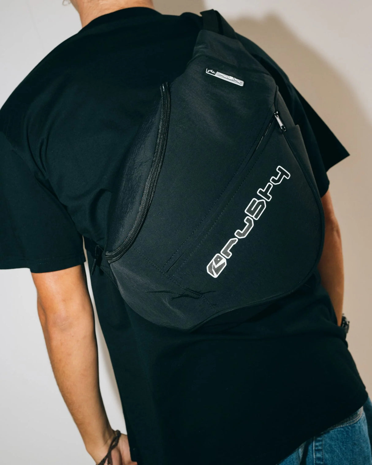 Rusty- Nanobot Sling Bag | Black
