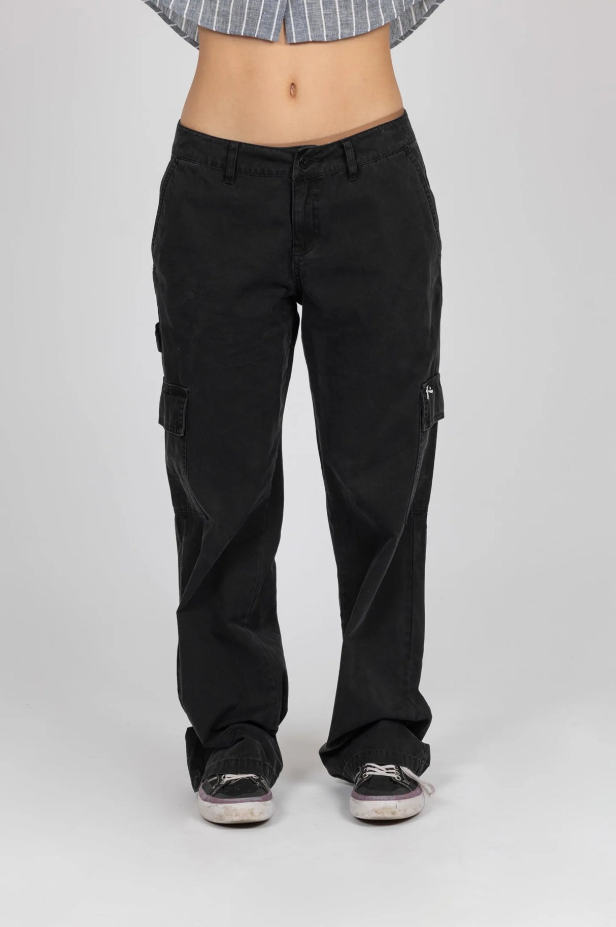 Rusty - Emmy Low Rise Straight Cargo Pant | Black
