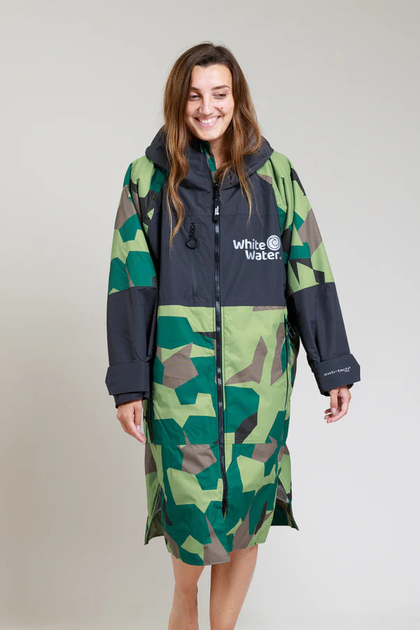 White Water Change Robe | Green Camo
