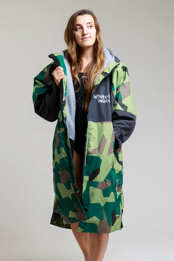 White Water Change Robe | Green Camo