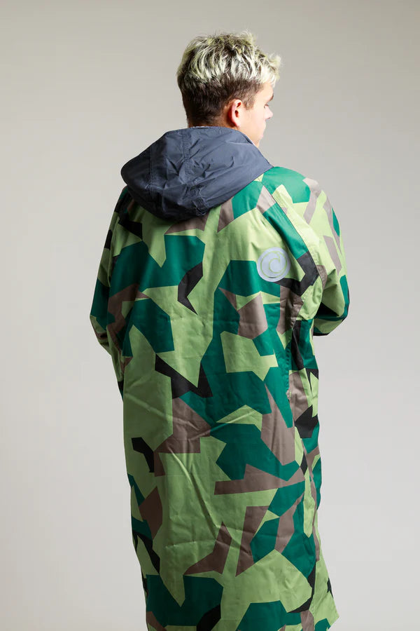 White Water Change Robe | Green Camo