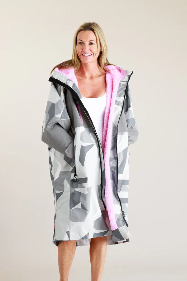 White Water Change Robe | Artic Camo Pink