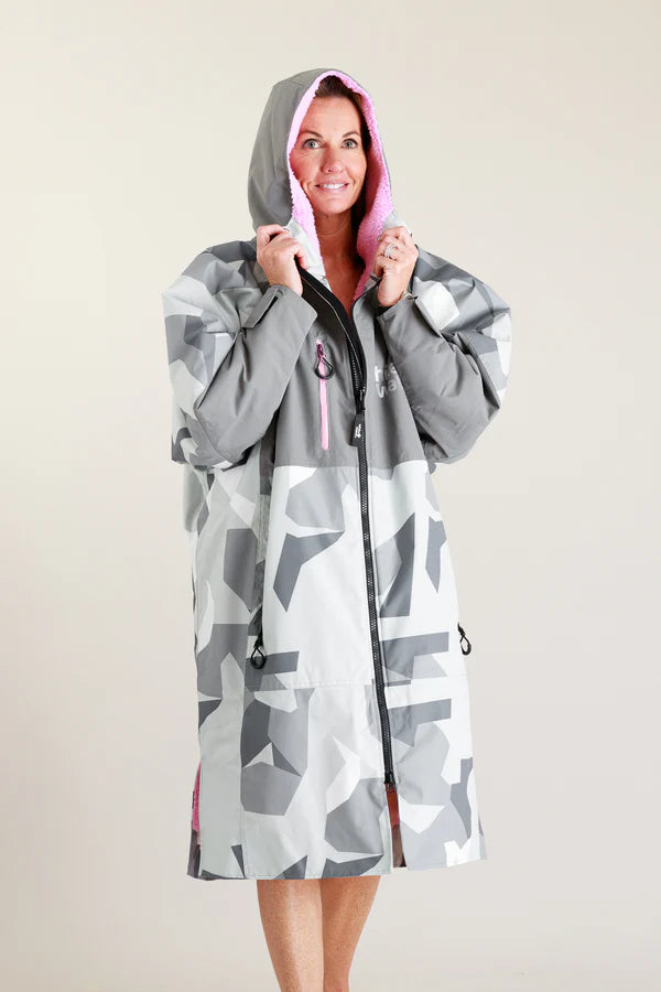 White Water Change Robe | Artic Camo Pink