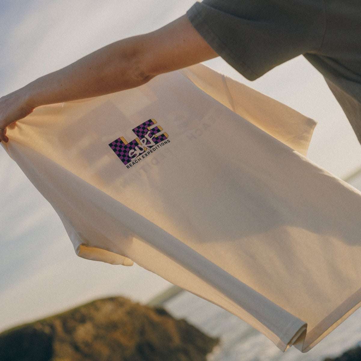 LE TV Checked | Cream T-shirt