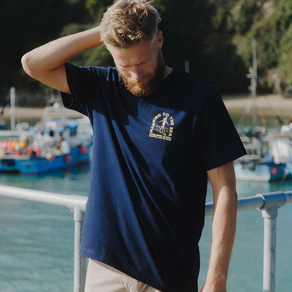 Surfer Girl T-Shirt | French Navy