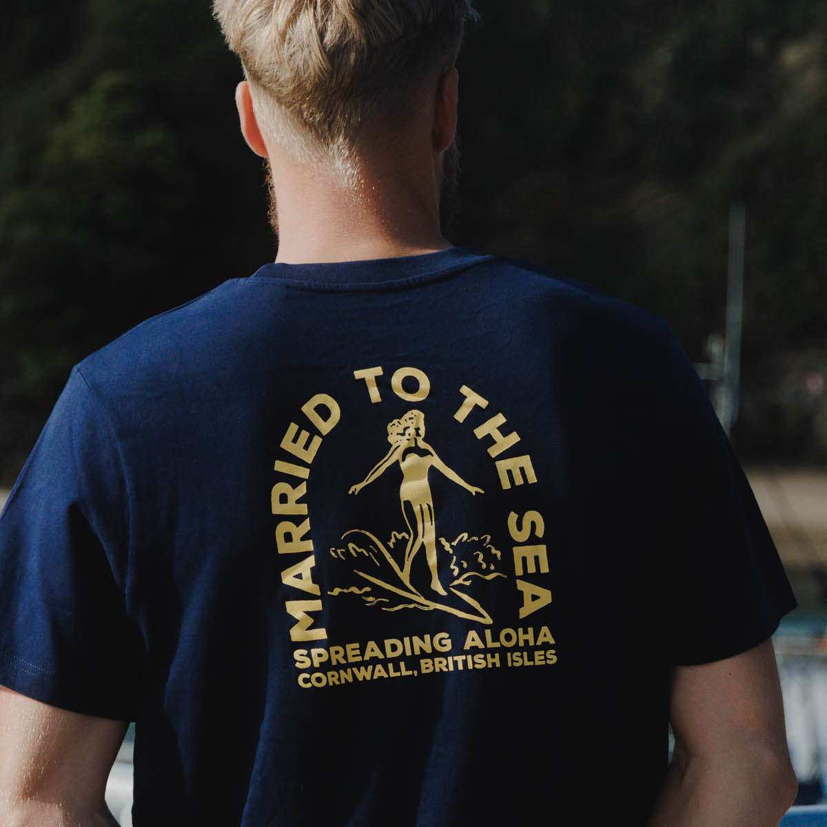 Surfer Girl T-Shirt | French Navy