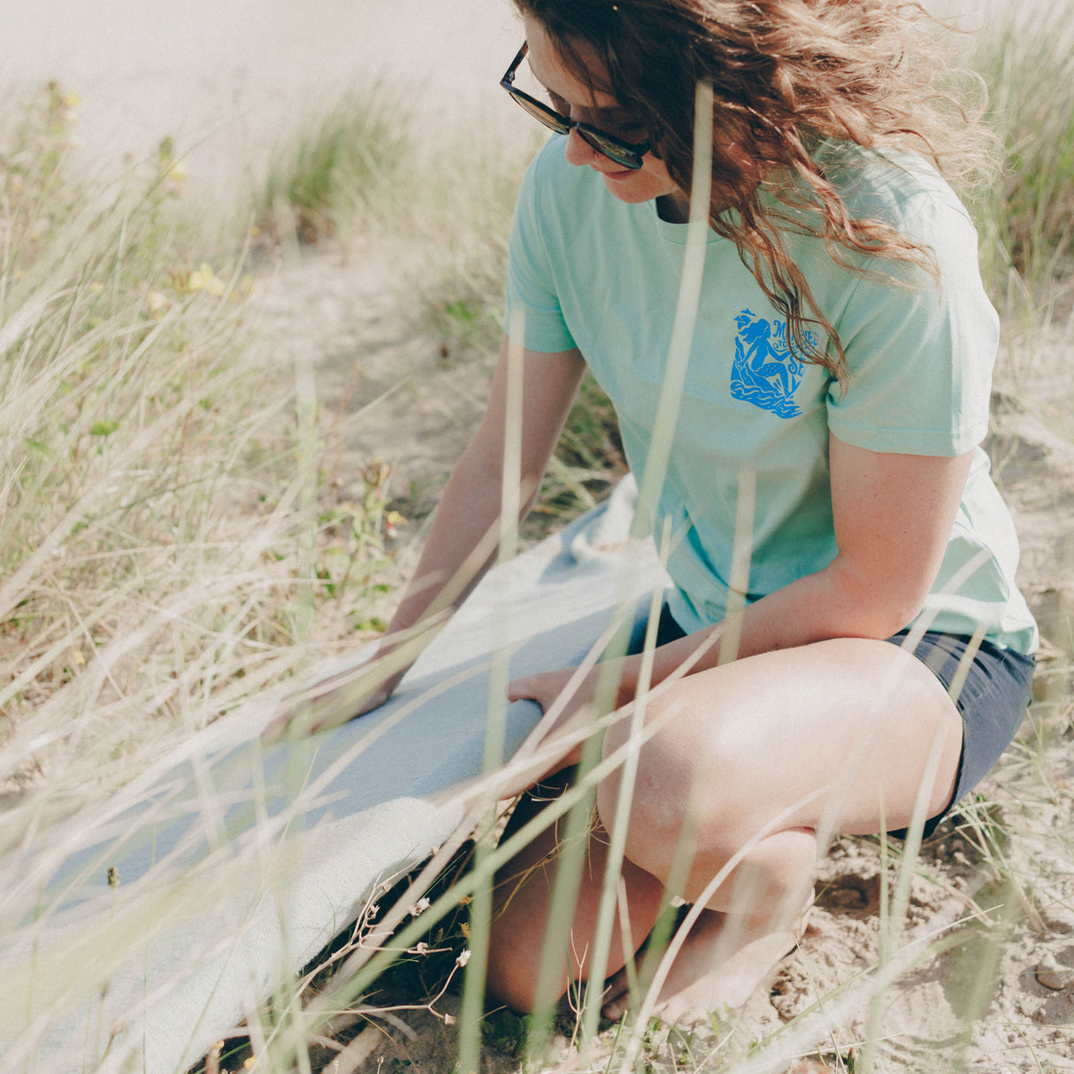 On The Rocks Womens T-Shirt | Misty Jade