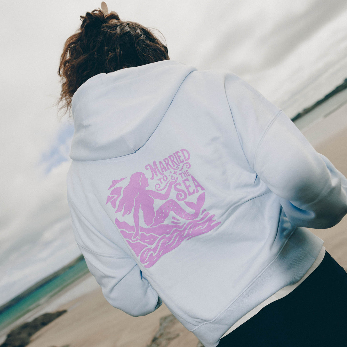 On The Rocks Womens Zip Hood | Blue Ice