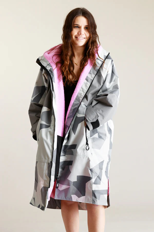 White Water Change Robe | Artic Camo Pink