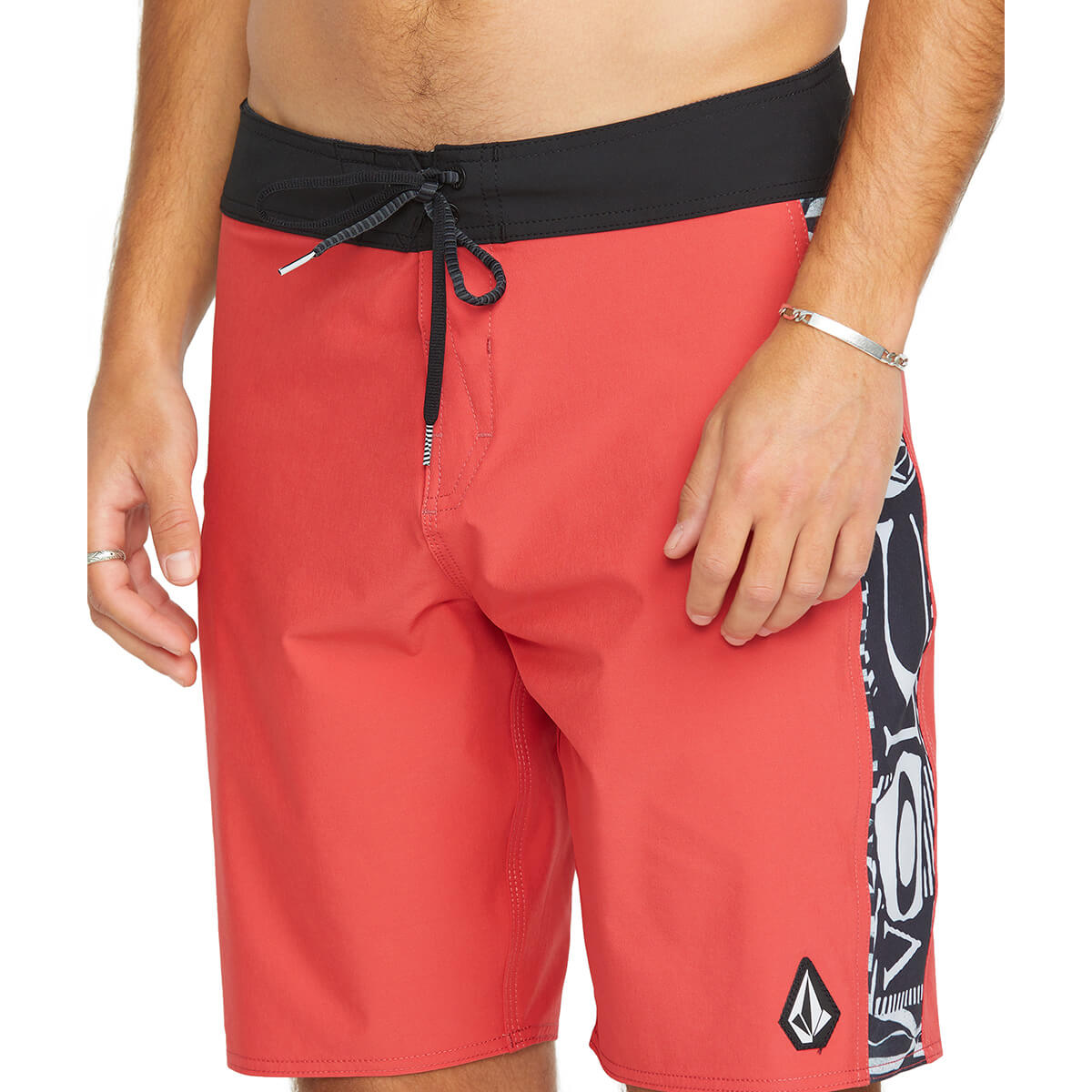 Volcom | Mingle Mod 20" Boardshorts | Cranberry