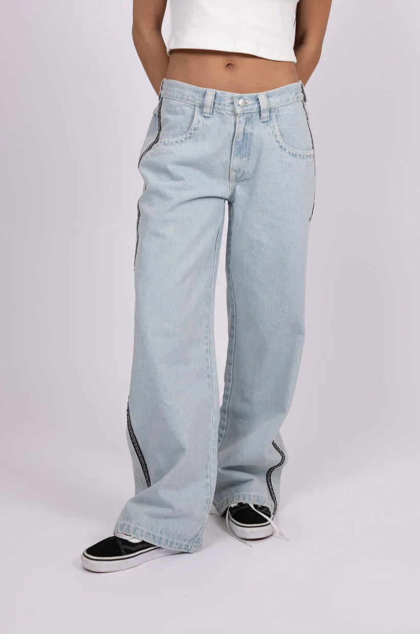 Rusty - Mommy Low Rise Wide Leg Denim Pant | Sky Blue Heather