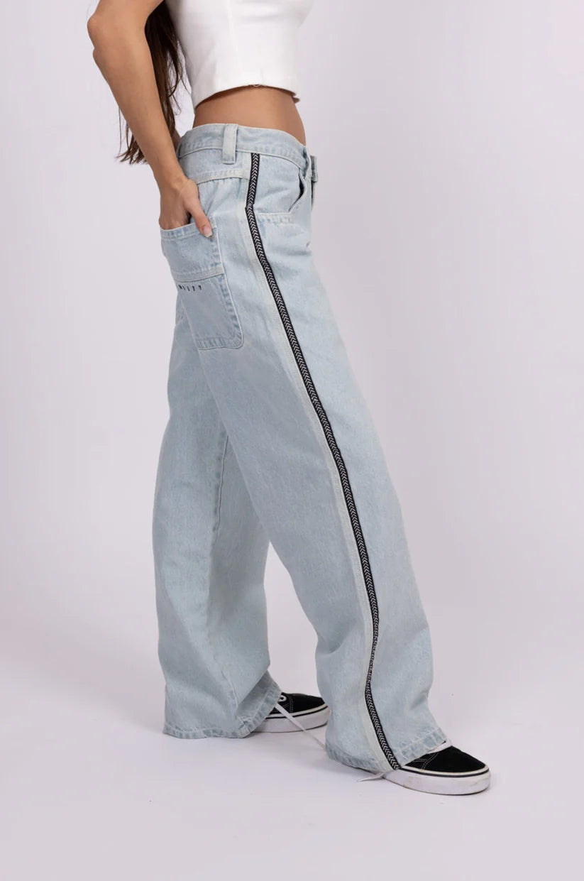 Rusty - Mommy Low Rise Wide Leg Denim Pant | Sky Blue Heather