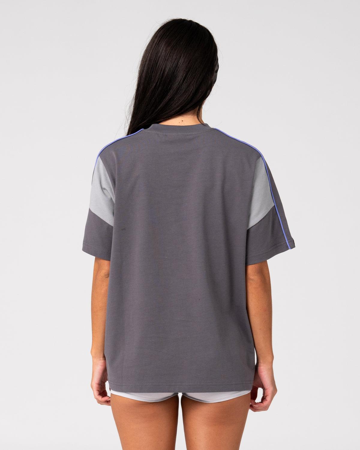 Rusty - New Break 220 Oversize Tee | Carbon 2
