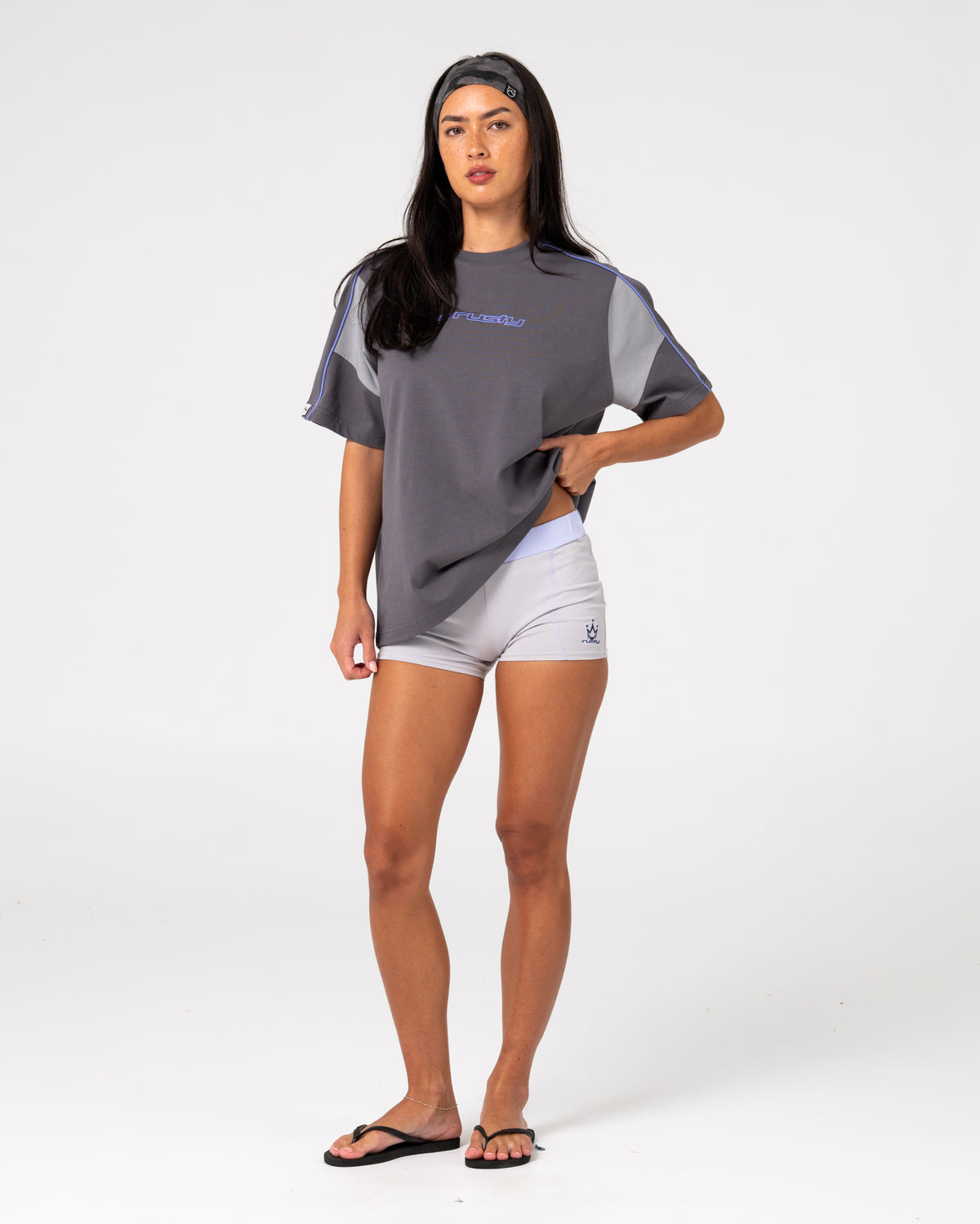 Rusty - New Break 220 Oversize Tee | Carbon 2