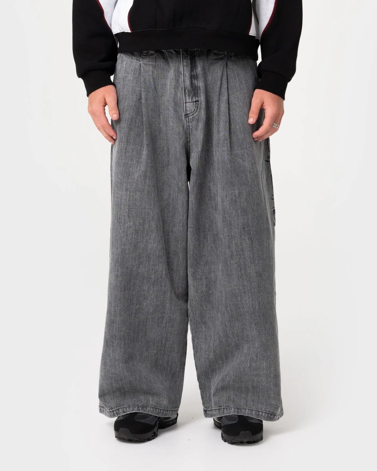 Rusty- Mista Slub Elastic Denim Jean | Washed Black