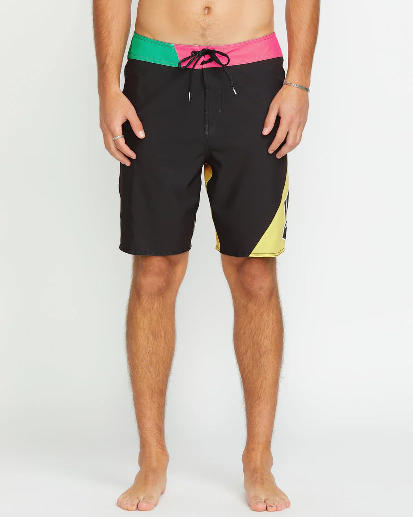 Volcom | Vee Bee Mod 20" boardshorts | Black