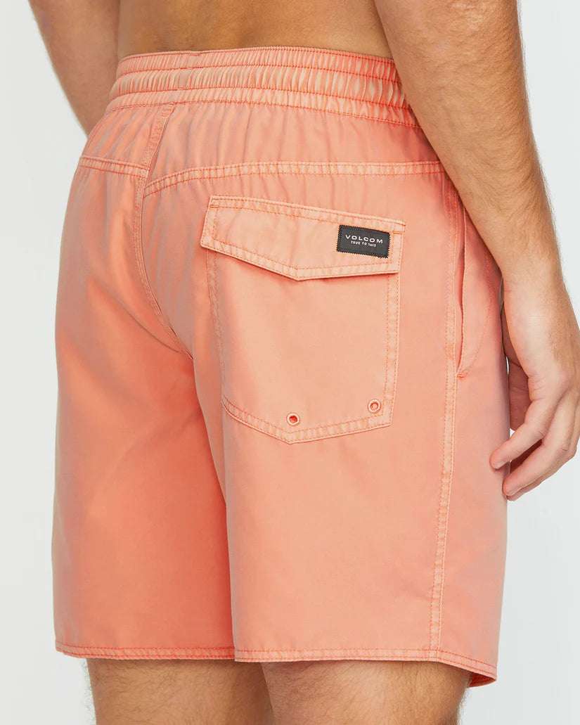 Volcom | Central Trunk 17" | Pale Peach