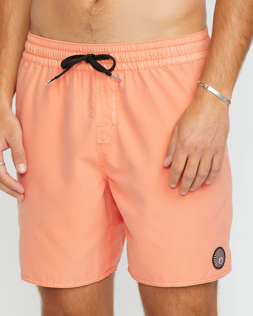 Volcom | Central Trunk 17" | Pale Peach