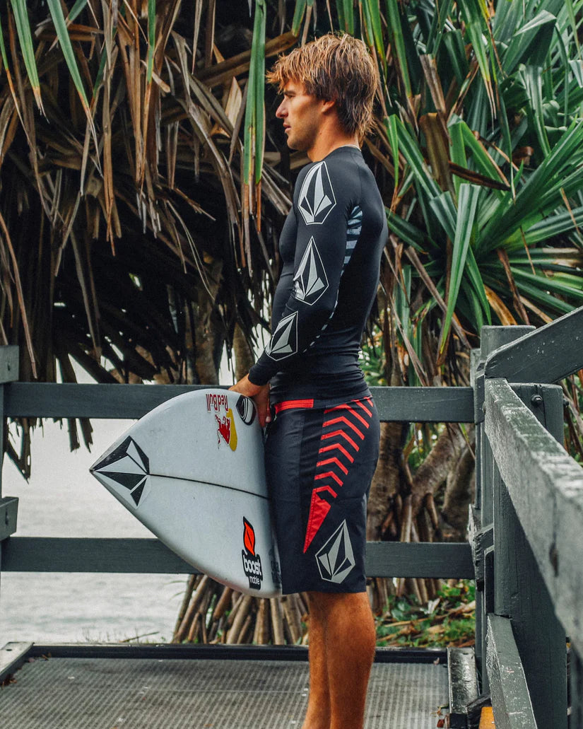 Volcom - Surf Vitals J Robinson Tight LS Rashguard | Black