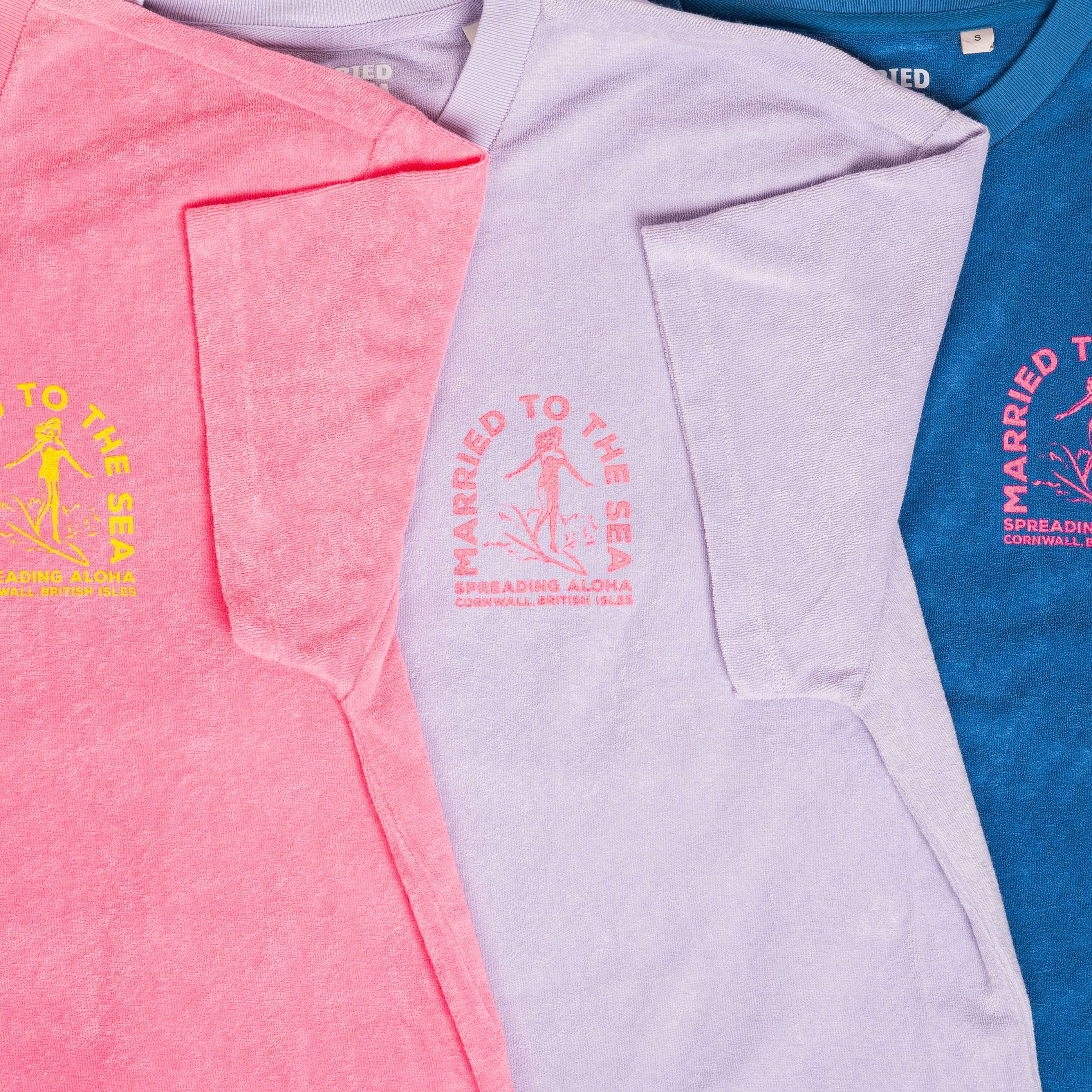 Surfer Girl Terry Towel T-Shirt | Candy Rose