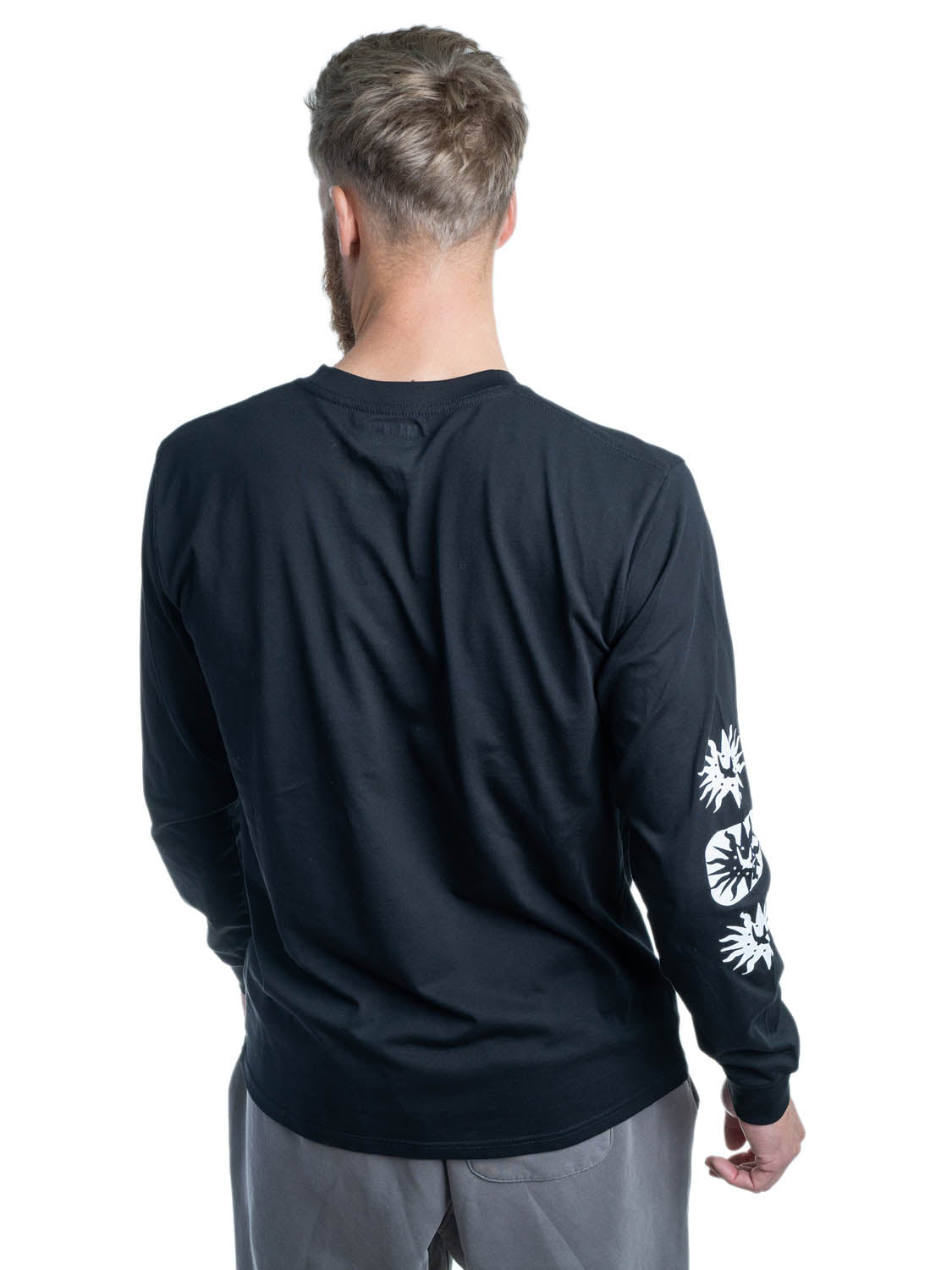 Ends Of The Earth L/S T-Shirt | Black