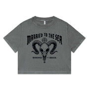 The G.O.A.T Crop T-Shirt - Coal Stone | Married to the Sea