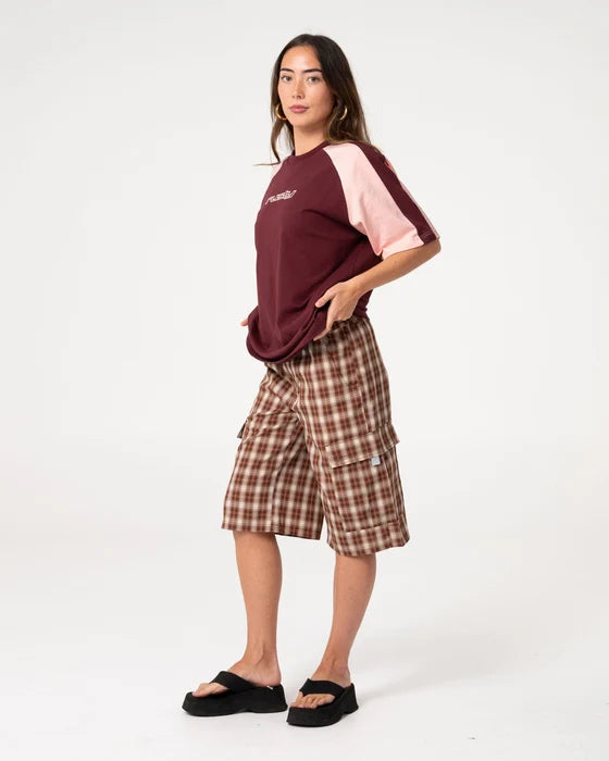 Rusty- klooney Oversized Tee | Burgandy /Pink