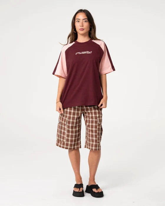 Rusty- klooney Oversized Tee | Burgandy /Pink
