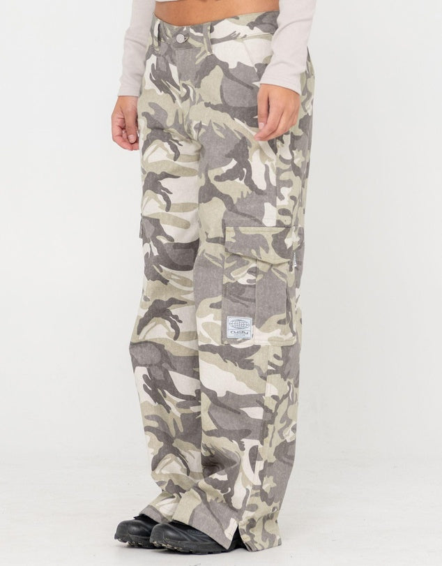 Rusty- Camo-Mile Low Rise Cargo Pant | Camo