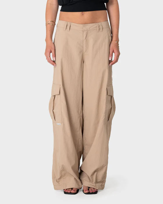 Rusty - Melrose Loose Low Rise Cargo Pant | Abbey Stone