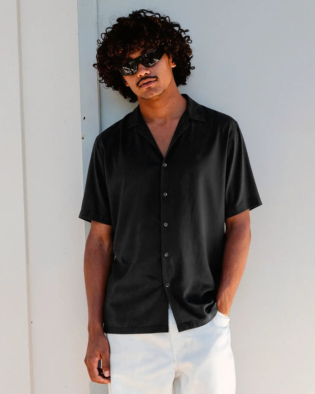 Volcom | Single Stone SS Shirt | Gloss Black