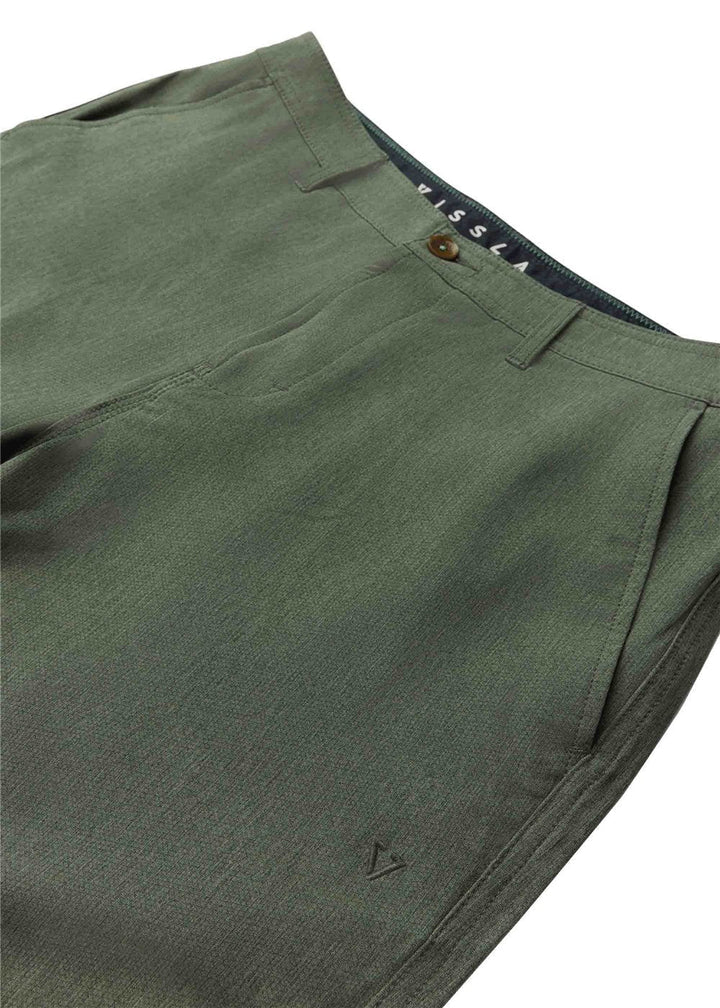 Vissla - Canyons 25 Hybrid 18.5” Walkshort | Rifle
