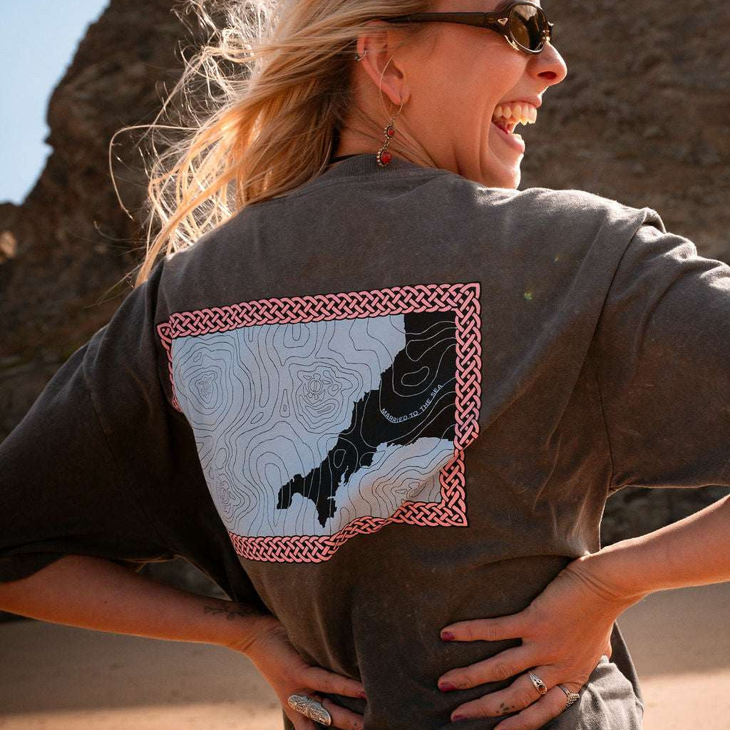 Highs n Lows T-Shirt - Stone Washed Coal | Married to the Sea