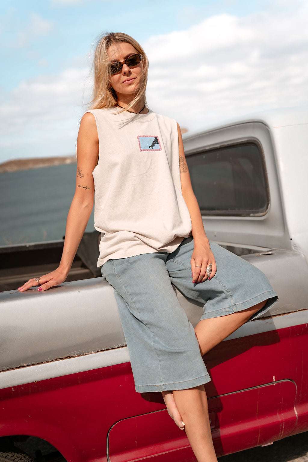 Highs n Lows Womens Vest - Faded Bone | Married to the Sea