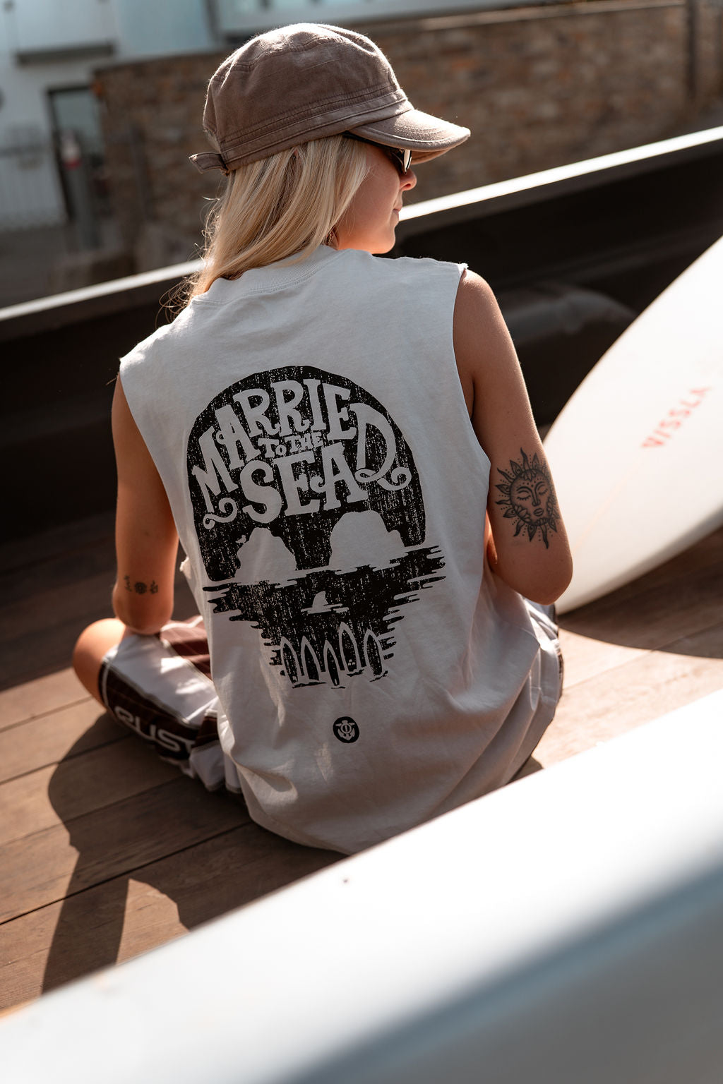 Skull Island Men's Vest | Faded Bone