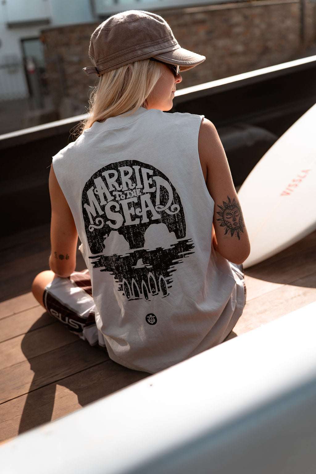 Skull Island Men's Vest | Faded Bone