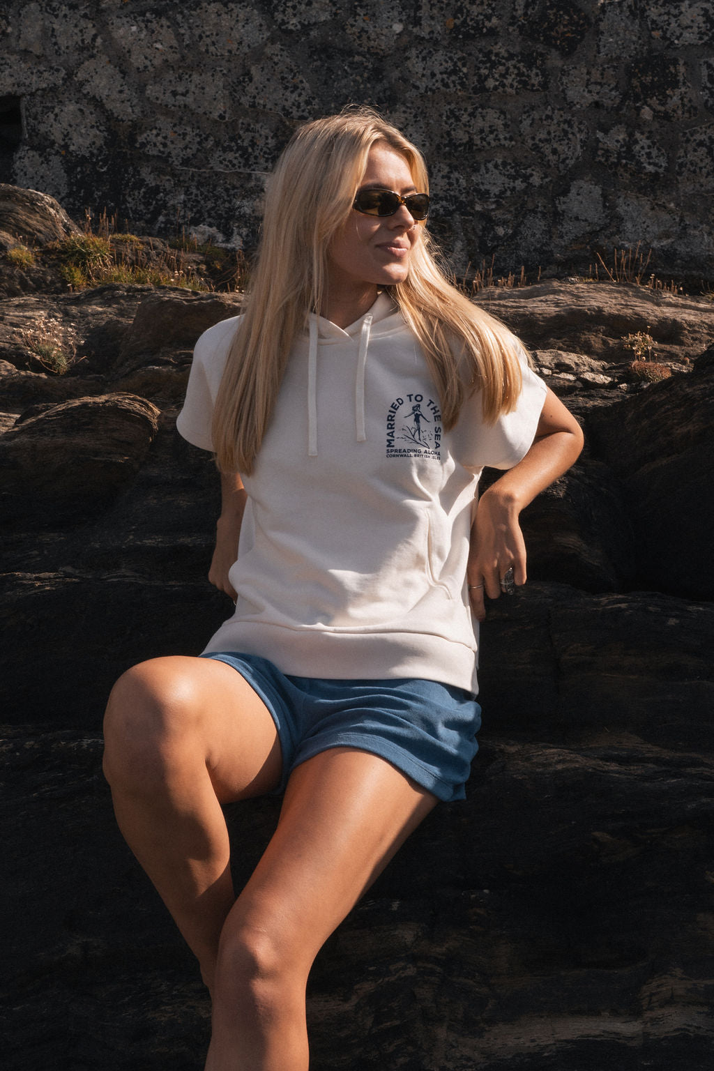 Surfer Girl Womens Sleeveless Hood | Ivory