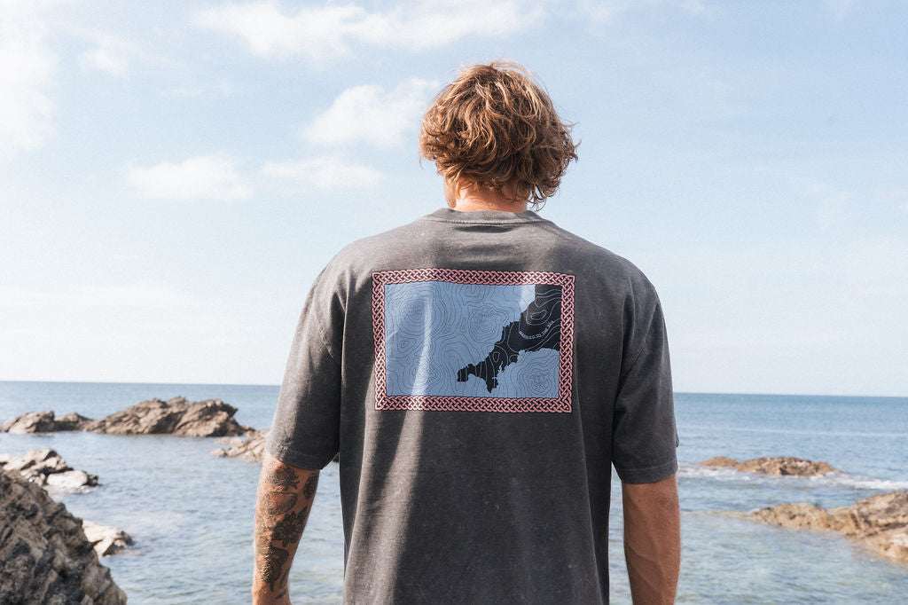 Highs n Lows T-Shirt - Stone Washed Coal | Married to the Sea