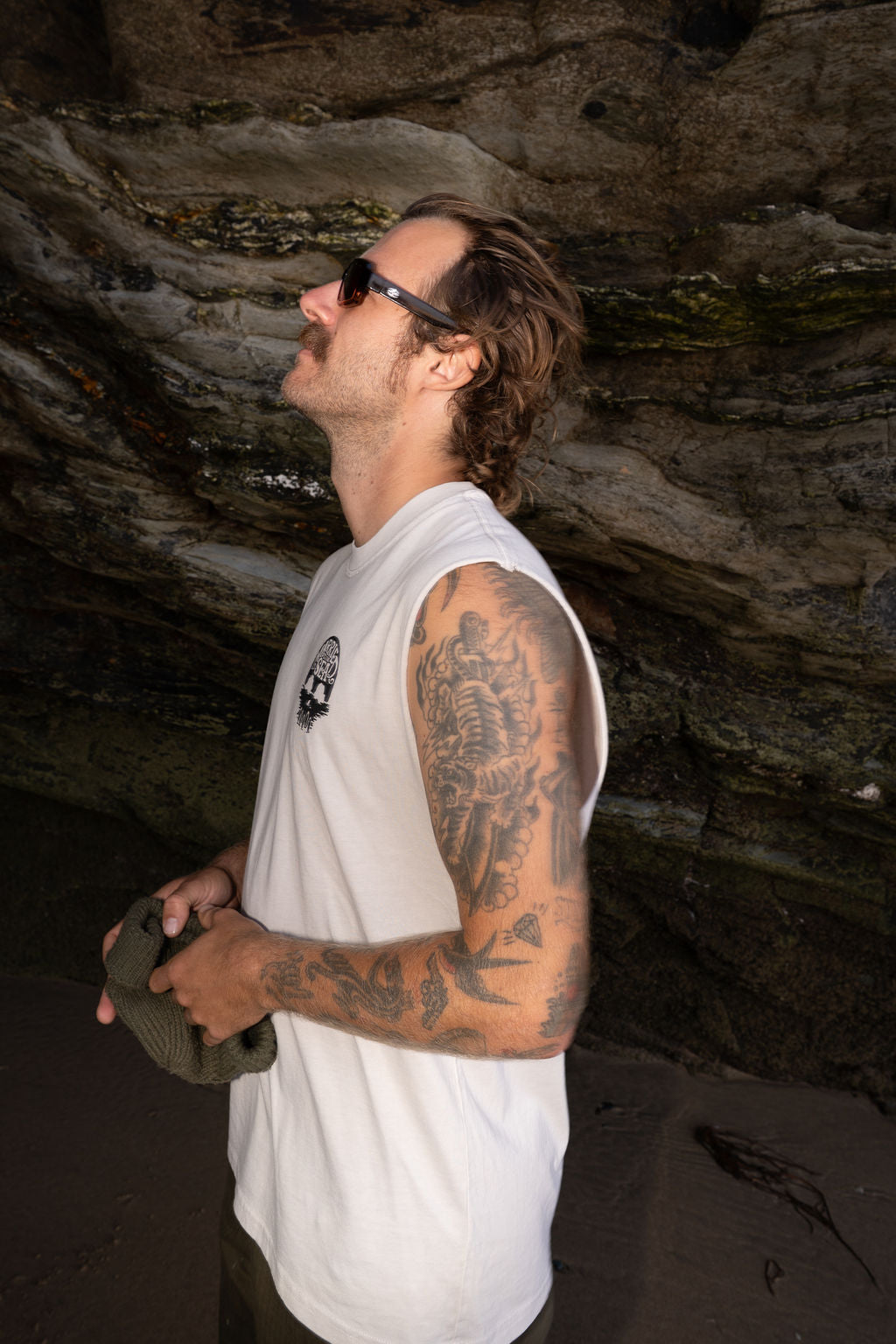 Skull Island Men's Vest | Faded Bone
