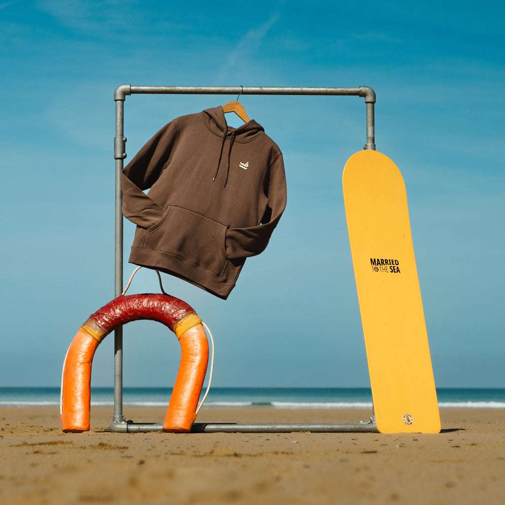 Setty Hood | Walnut