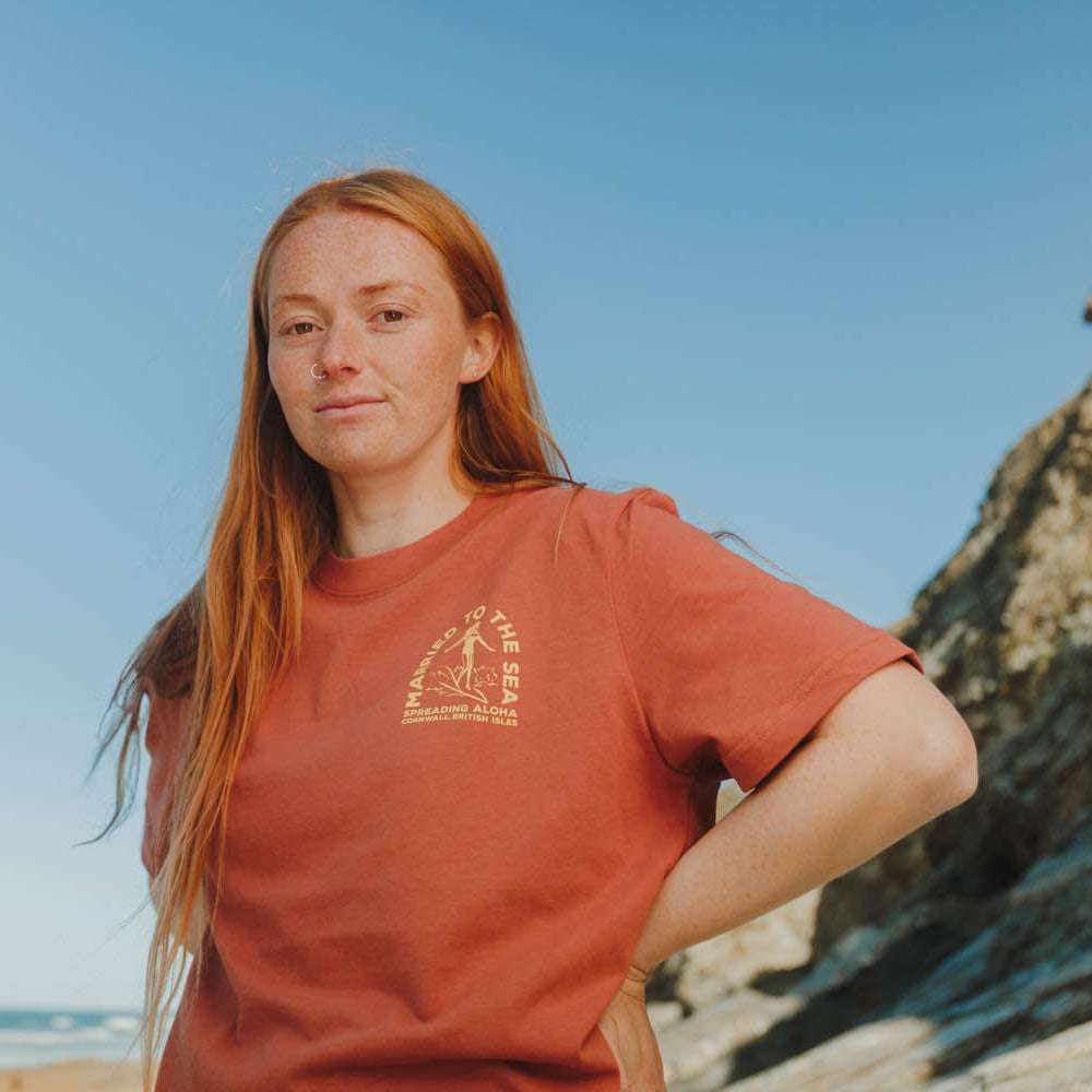 Surfer Girl T-Shirt | Heritage Brown