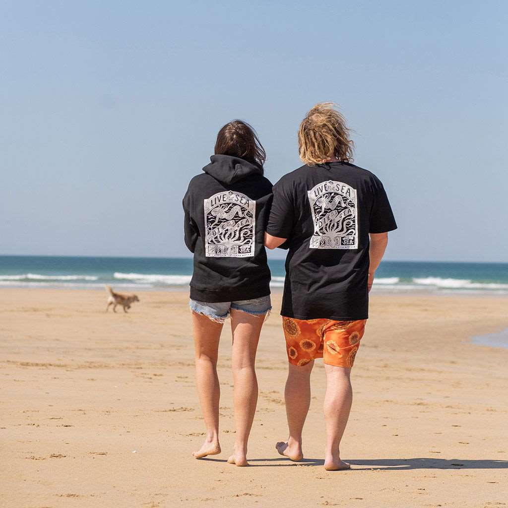 Octopus T-Shirt | Black - Married to the Sea - married-to-the-sea-shop