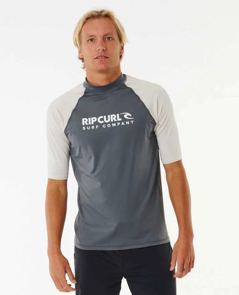 Men's short sleeve rash guard shirt hotsell