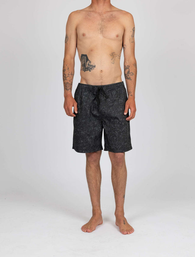 Rusty - Top Side Walkshort | Black Acid Wash