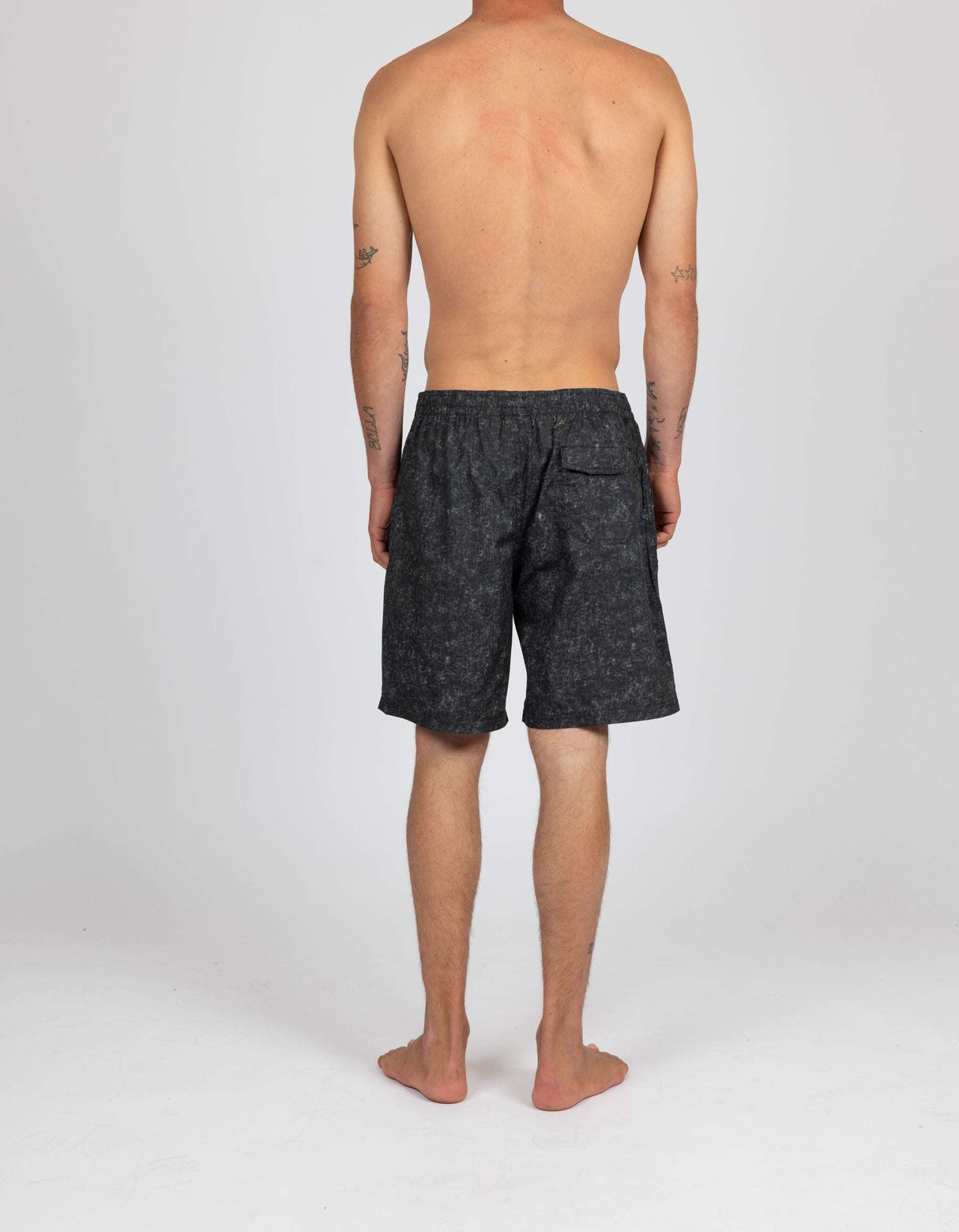 Rusty - Top Side Walkshort | Black Acid Wash