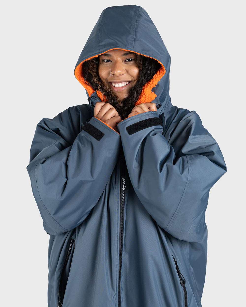 Dryrobe Advance - Dark Grey/Orange | Long Sleeve