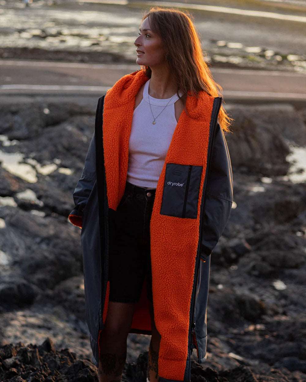Dryrobe Advance - Dark Grey/Orange | Long Sleeve