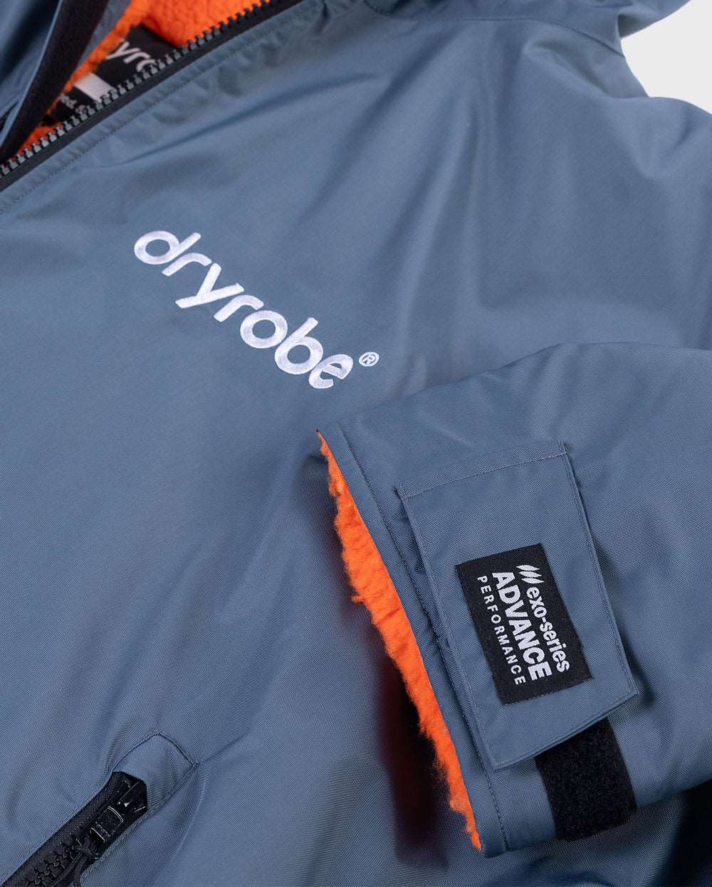Dryrobe Advance - Dark Grey/Orange | Long Sleeve